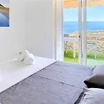 Апартаменти The Penthouse, Fabulous Sunset, Heated Pool, Fiber *